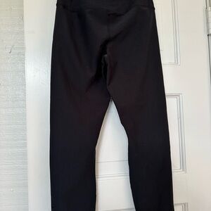 Nike cropped dri- fit leggings size M